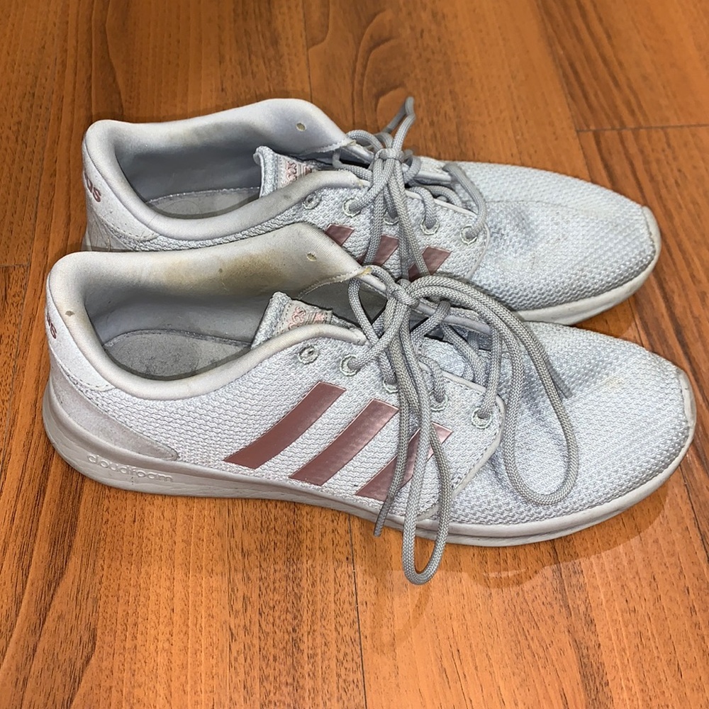 Adidas Tennis Shoes